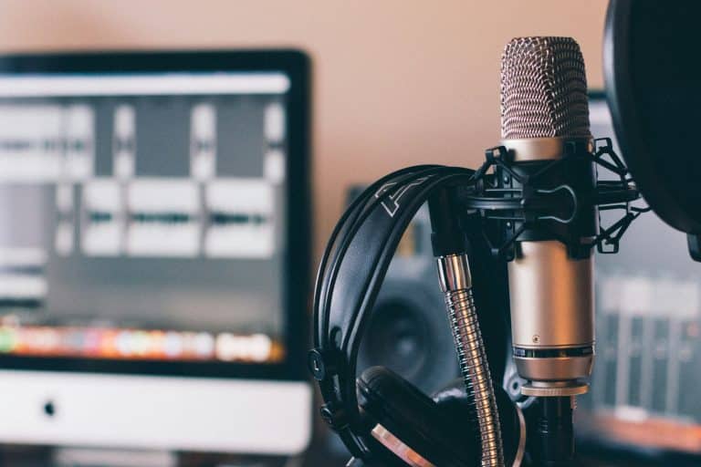comment revolutionner votre communication digitale grace aux podcasts